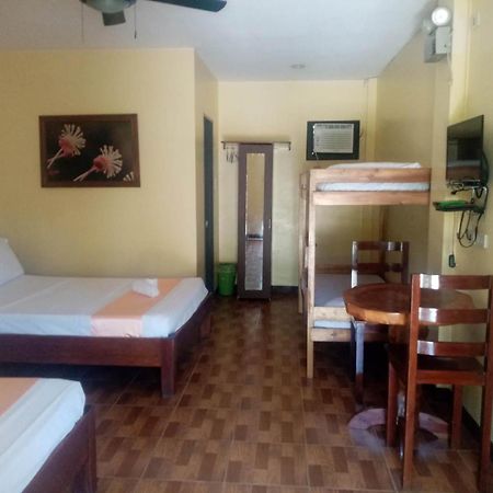 Michelle Pension Puerto Princesa Exterior foto
