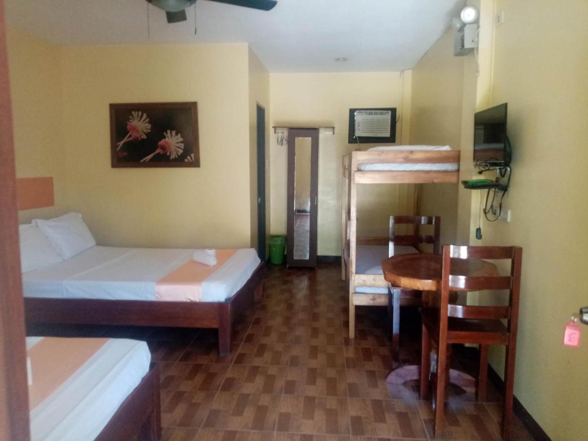 Michelle Pension Puerto Princesa Exterior foto